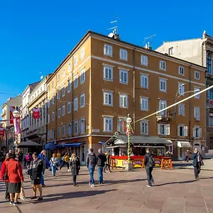 Main Street Appartamento